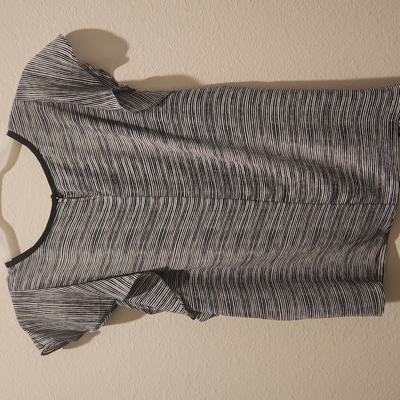 ELLE top - Picture 7 of 8